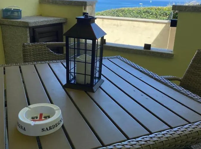 Violetta House - Key To